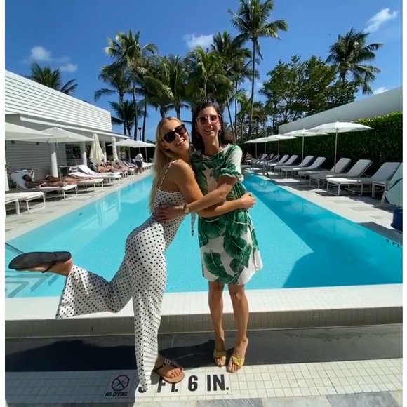 Black & White Polka Dot Jumpsuit ⚪️⚫️ - Picture 9 of 9